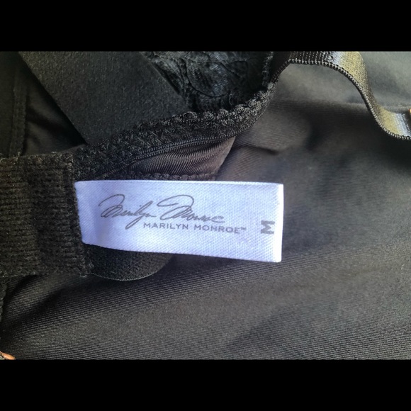 ❣️Marilyn Monroe Bra or Crop Top❣️ - Picture 3 of 5